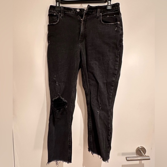 Abercrombie Black Ripped Skinny Jeans in Size 6 XShort - Picture 2 of 4